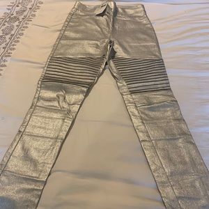 NWT Ooberswank motto leggings.